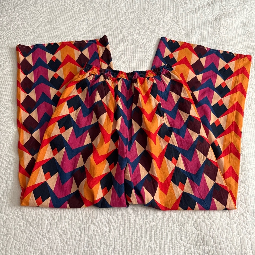 FARM RIO Lindeza Grafica Printed Wide-Leg Linen Pants - Picture 5 of 9